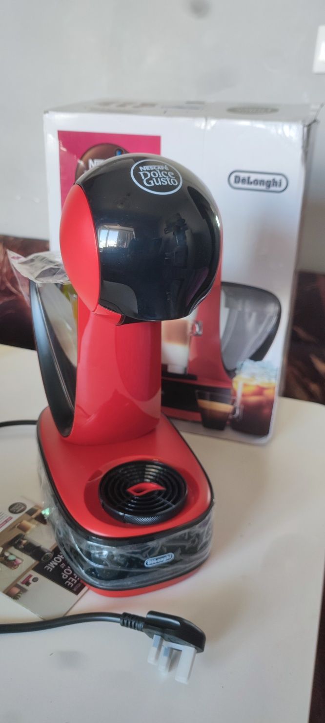 Нови кафемашина с капсули  Nescafé Dolce gusto Infinisima