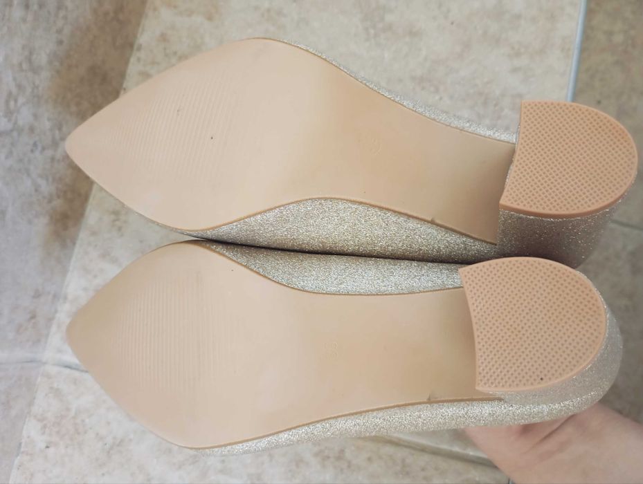 Обувки TENDENZ, 39 номер