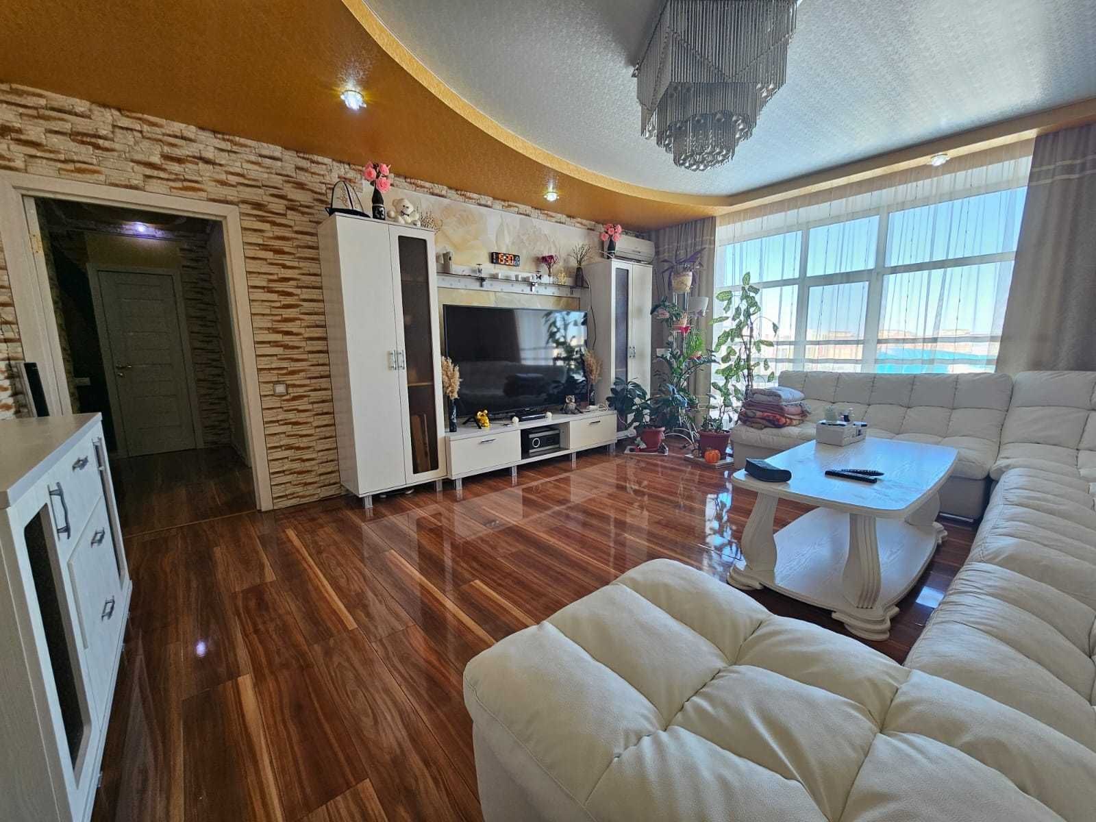 Продам шикарную 3ком. квартиру в р-не Алтын Арман
