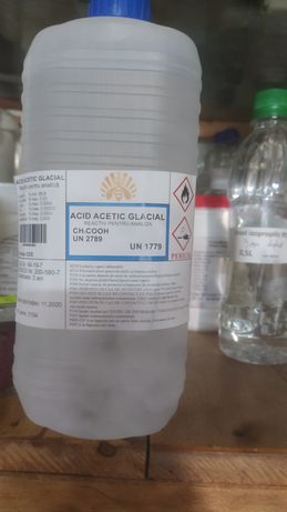 Acid formic, acid acetic glacial
