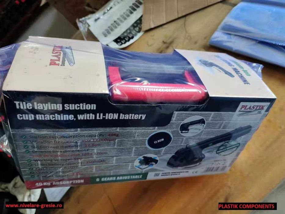 Masina cu vibratii pentru montajul gresiei cu acumulator LI-ION