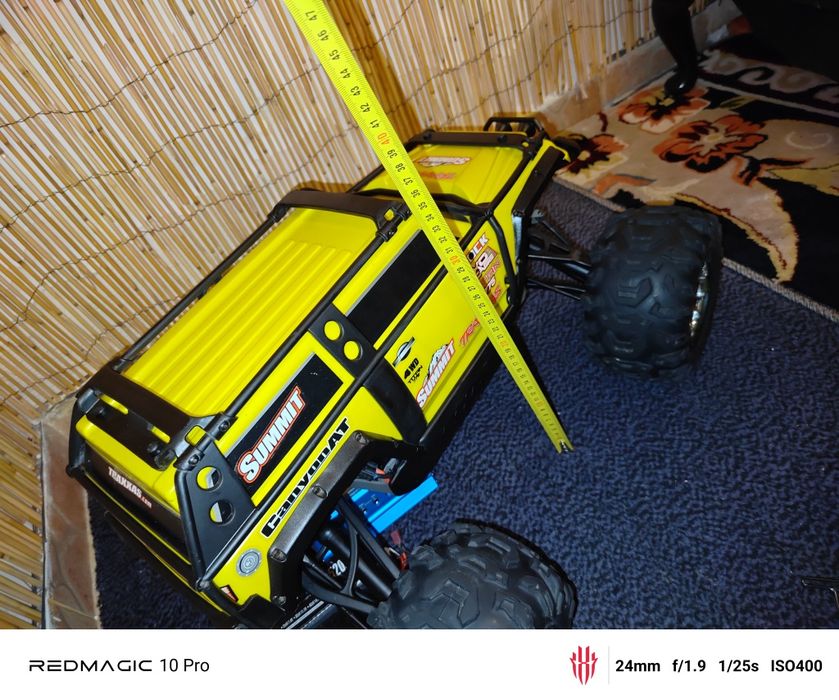Traxxas summit 1/7 70x50cm vxl 8s