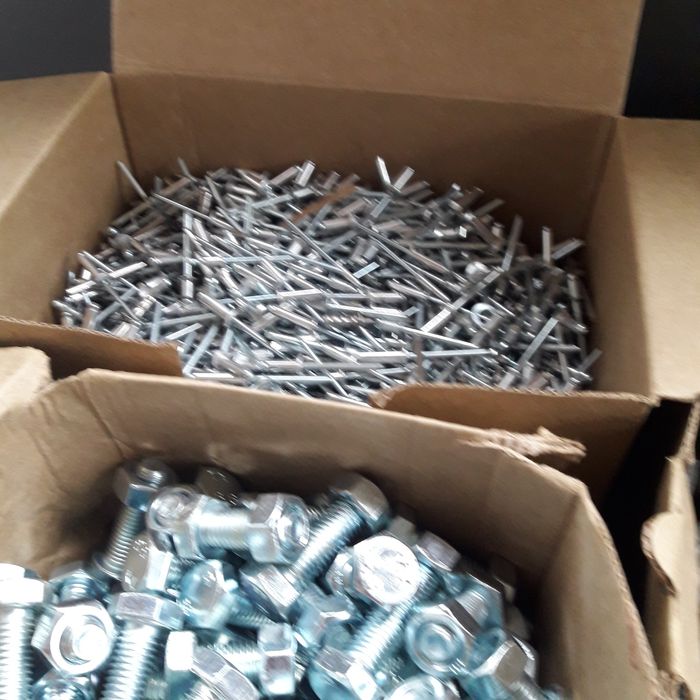 Feronerie noua zincata