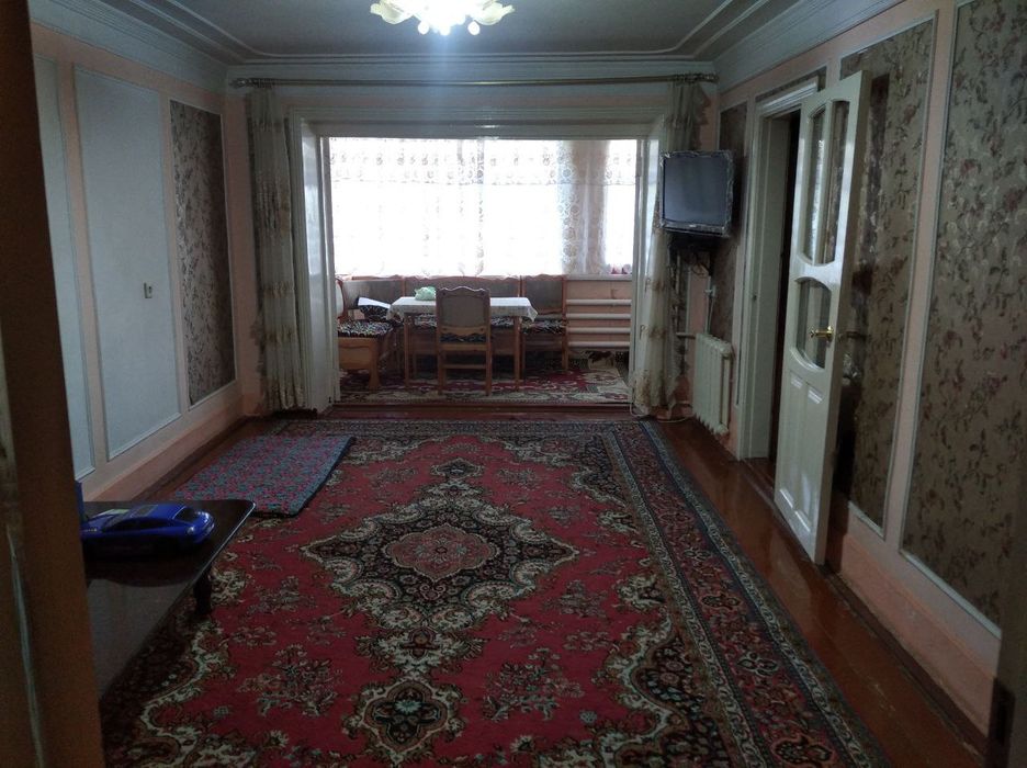 Продаётся квартира в РЕГИСТАНЕ .