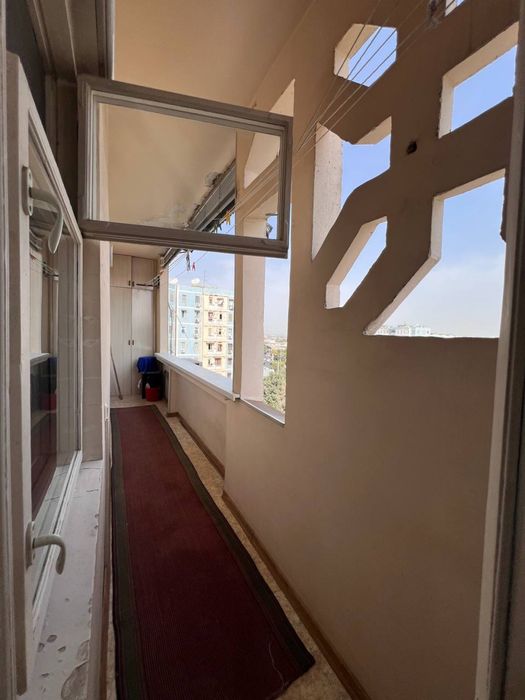 Продаеться 4-х комнатная квартира на алгоритме