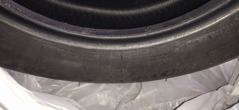 Комплект зимних шин Triangle Snow Lion