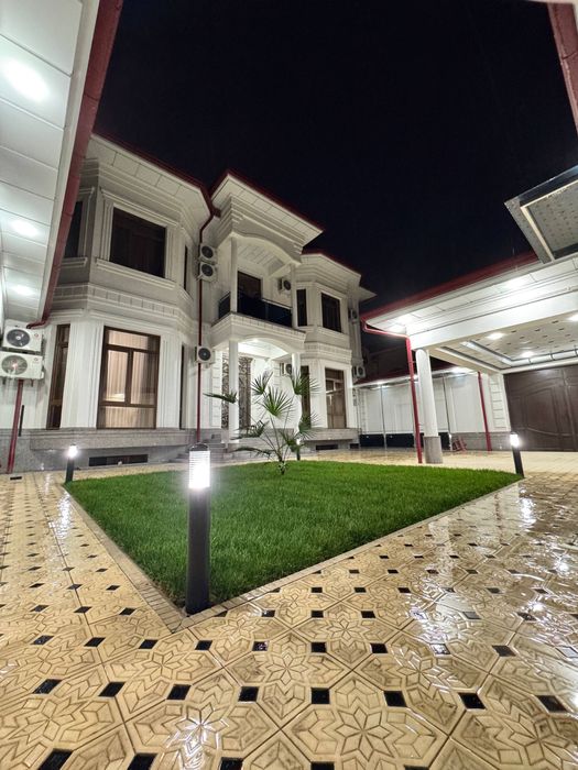 Bez zaks / Mehmonhona