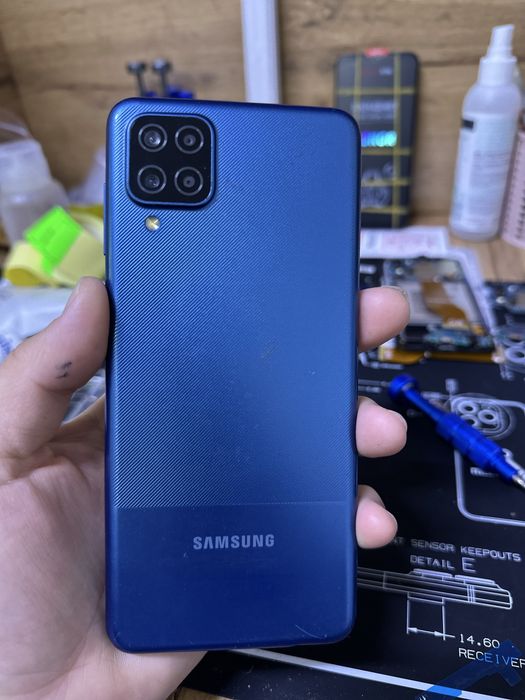 Самсунг А12 64гб