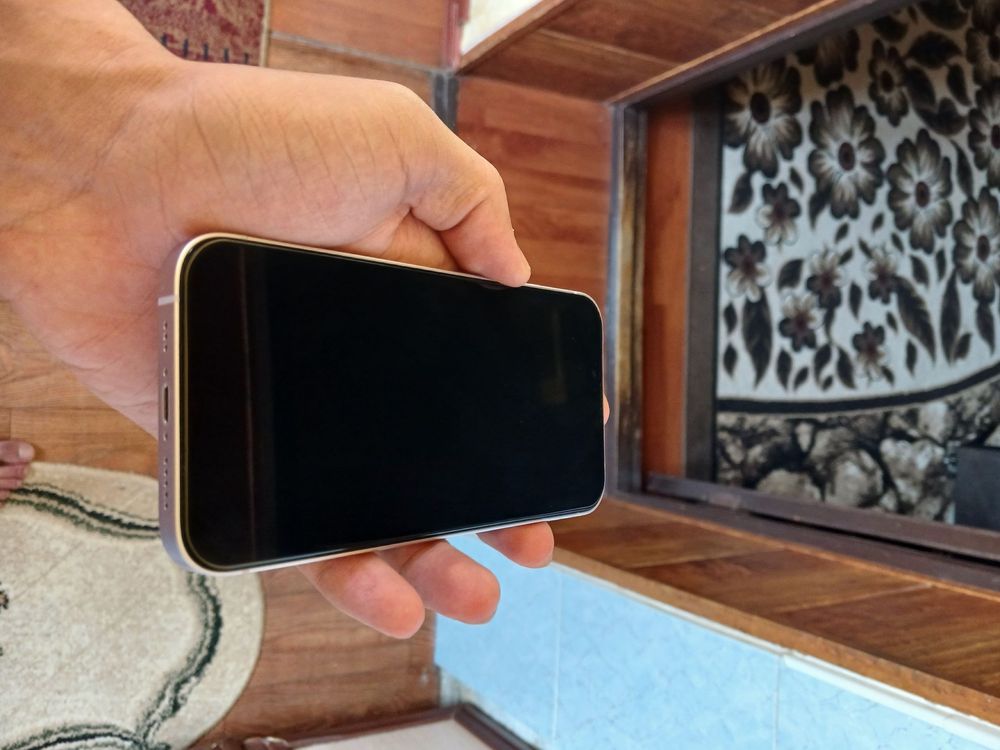 Продается iphone 14 в хорошем состоянии
