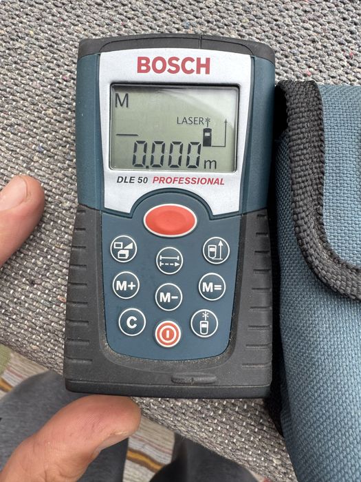 Telemetru Laser Bosch