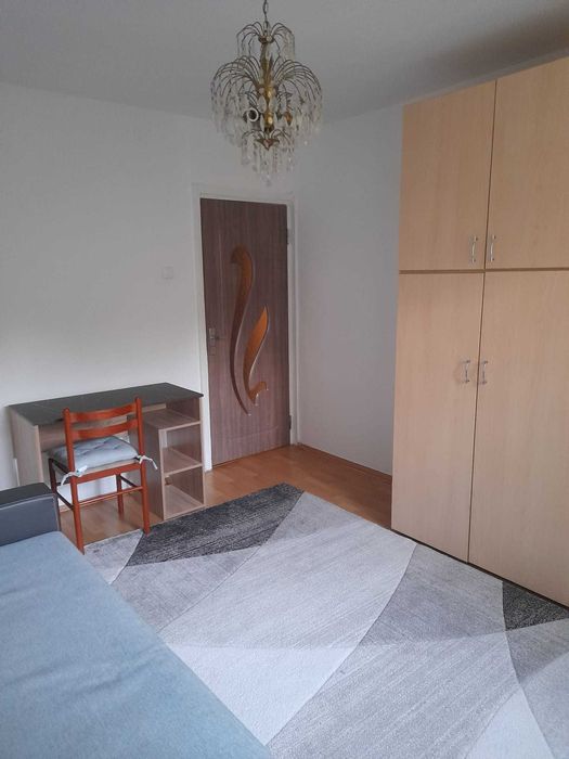 Inchiriez apartament 1 camera in Tudor