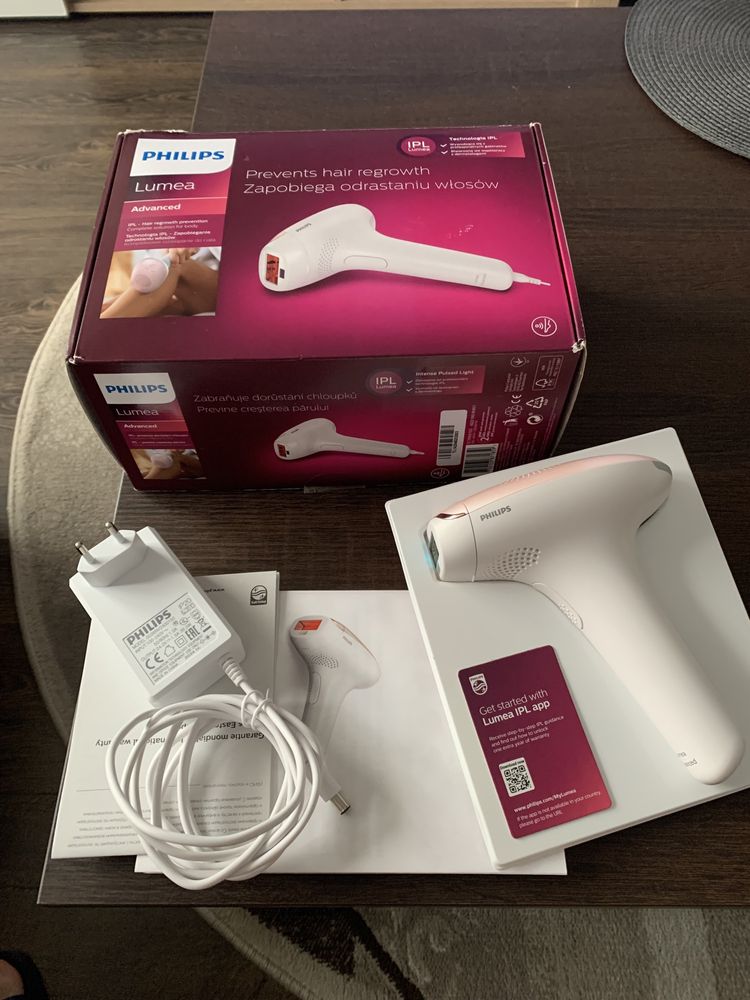 Epilator Philips Lumea Advanced SC1994 IPL 250000 pulsatii Roz