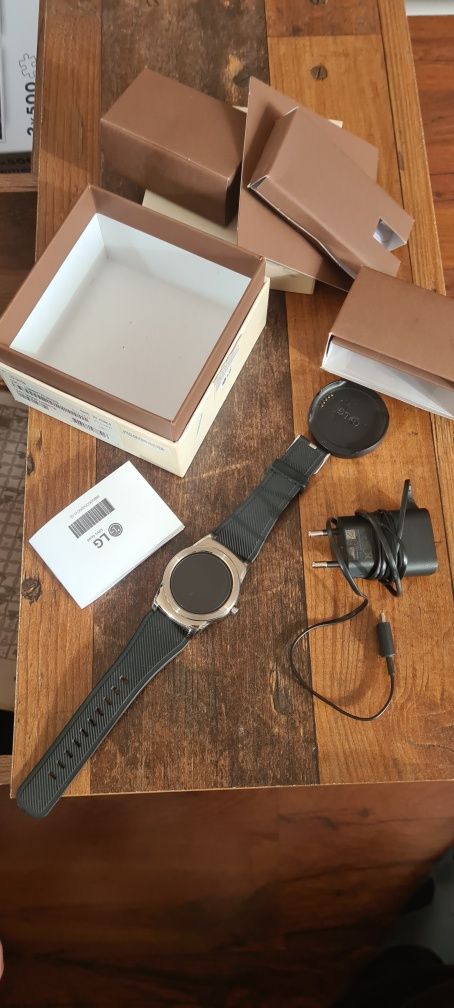 Смарт часовник Smart watch LG-W150