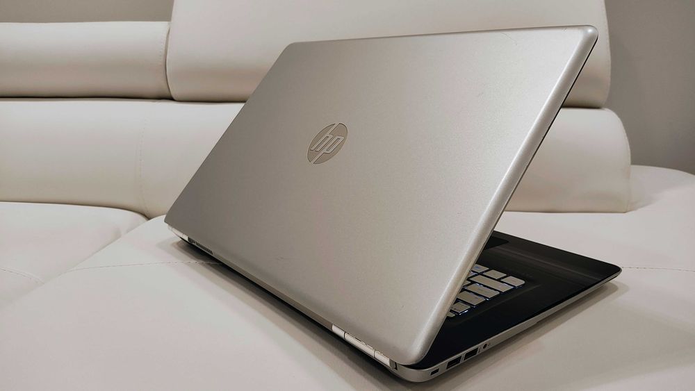laptop gaming HP ,intel core i7 ,video nvidia display de 17,3 inch