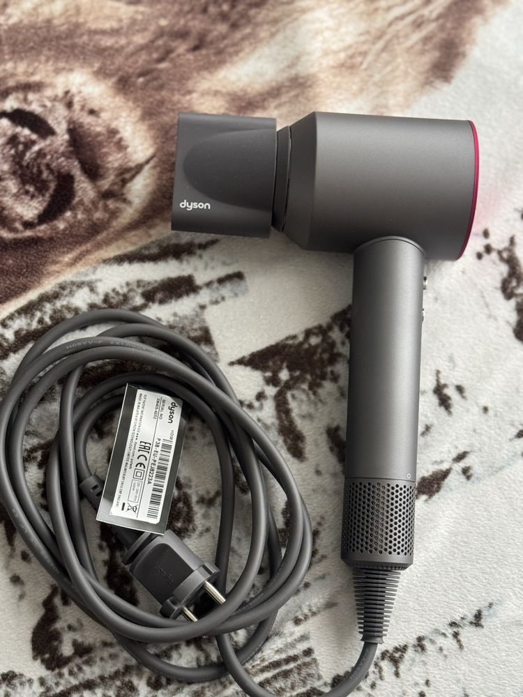 Сешоар Dyson Supersonic