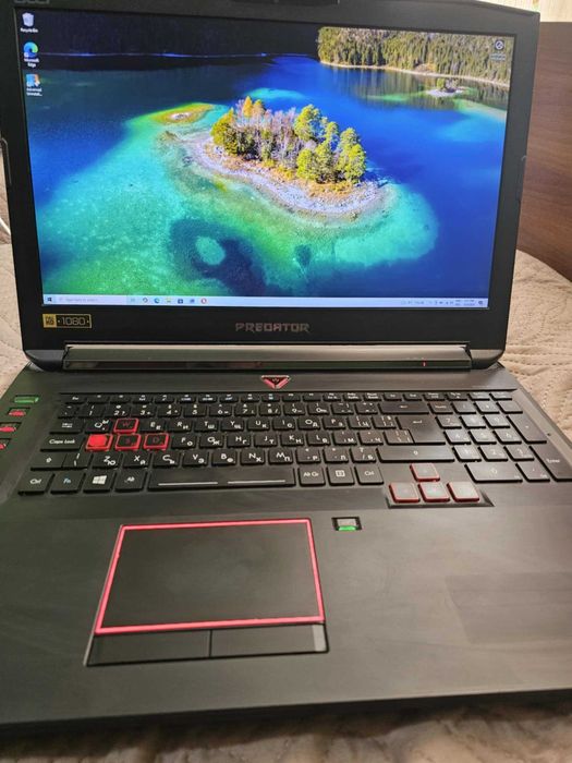 Predator  17.3 / 75hz /  gtx 980 8gb