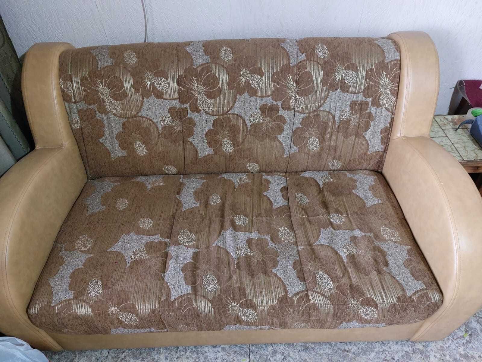 Продам диван б/у в отличном состоянии
