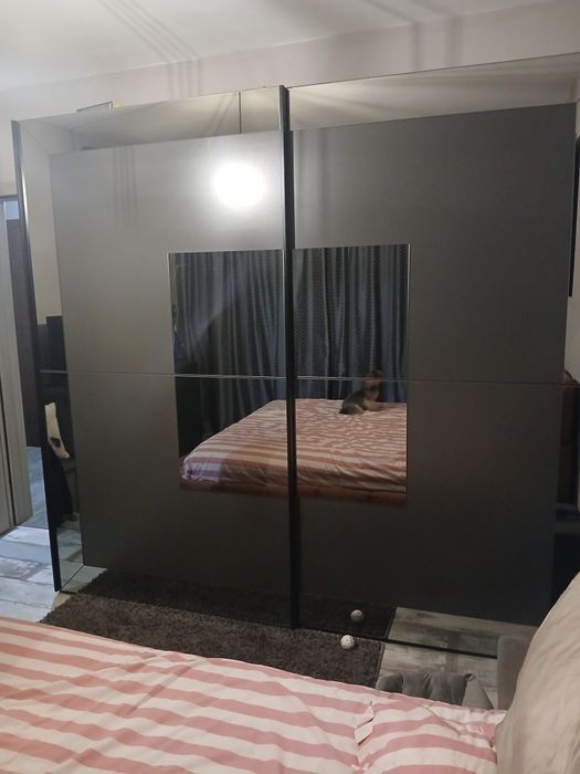 Продавам гардероб