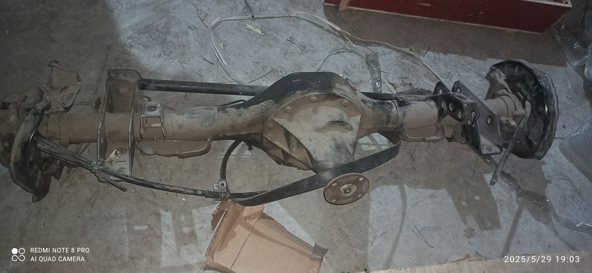 2010 yilMitsubishi Nativa sport 6G72 motor benzin avtomat karobka 4x4