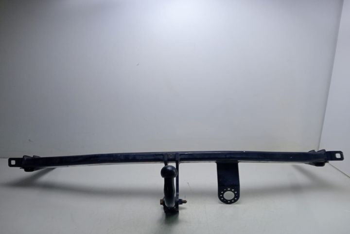 Carlig remorca 2K0803880G Volkswagen VW Caddy a 4-a generatie