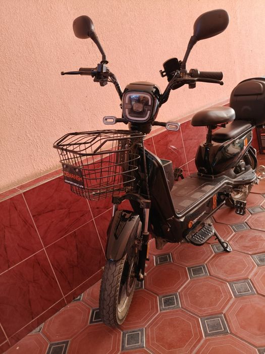 Электроскутер Demansh, в хорошем состоянии