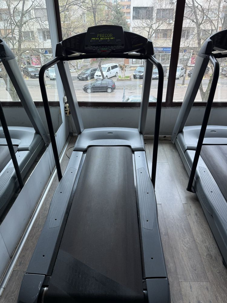 Бягащи Пътеки Precor C 956i