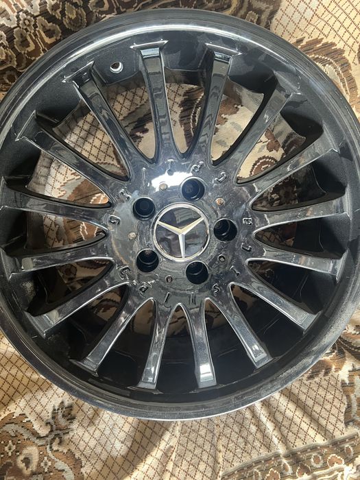 Диски на авто размер R18 оргинал япония