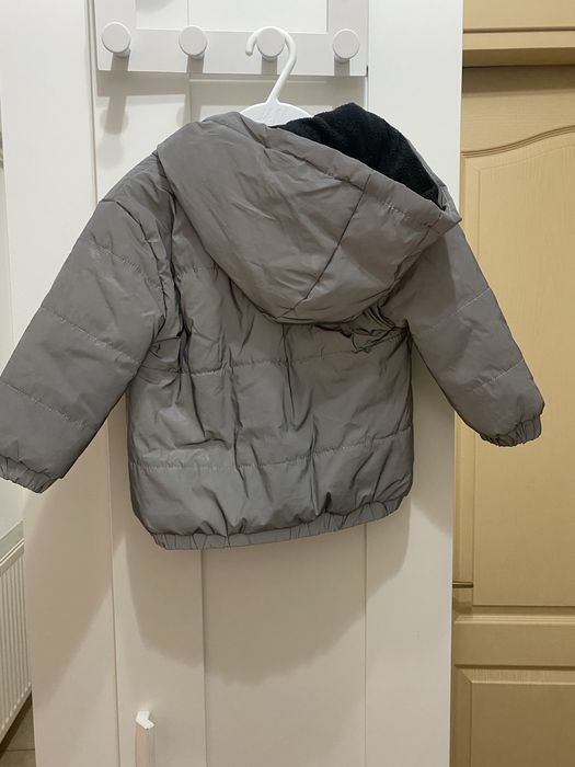 Geaca cu reflexie de culori