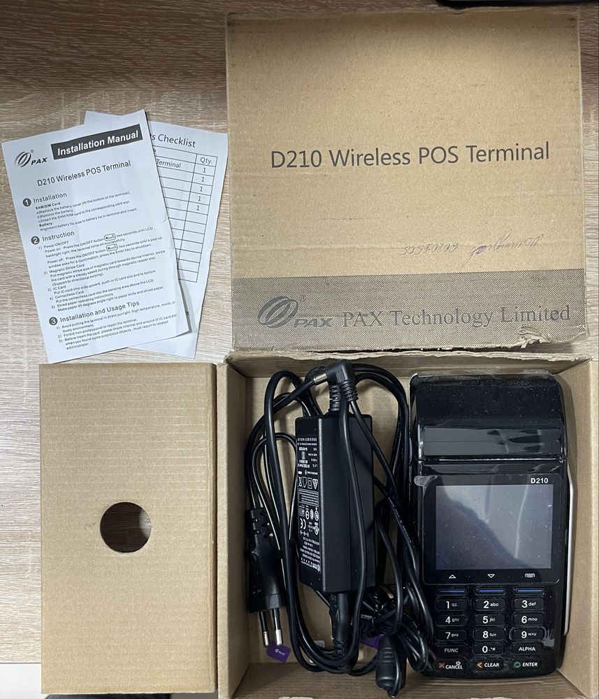 Продается  POS Terminal  PAX  D 210  б/у состояние нового