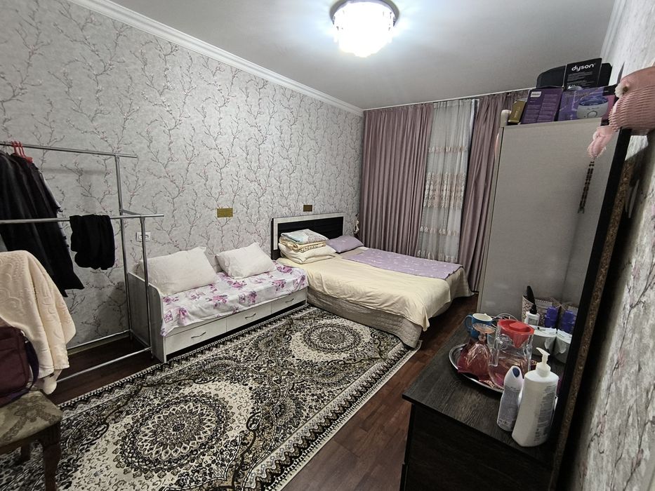 Kvartira 3 honalik domni 2 ta honasi sheriklikka ijaraga beriladi