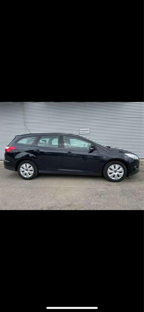 Dezmembrez Ford Focus 3 1.6 tdci