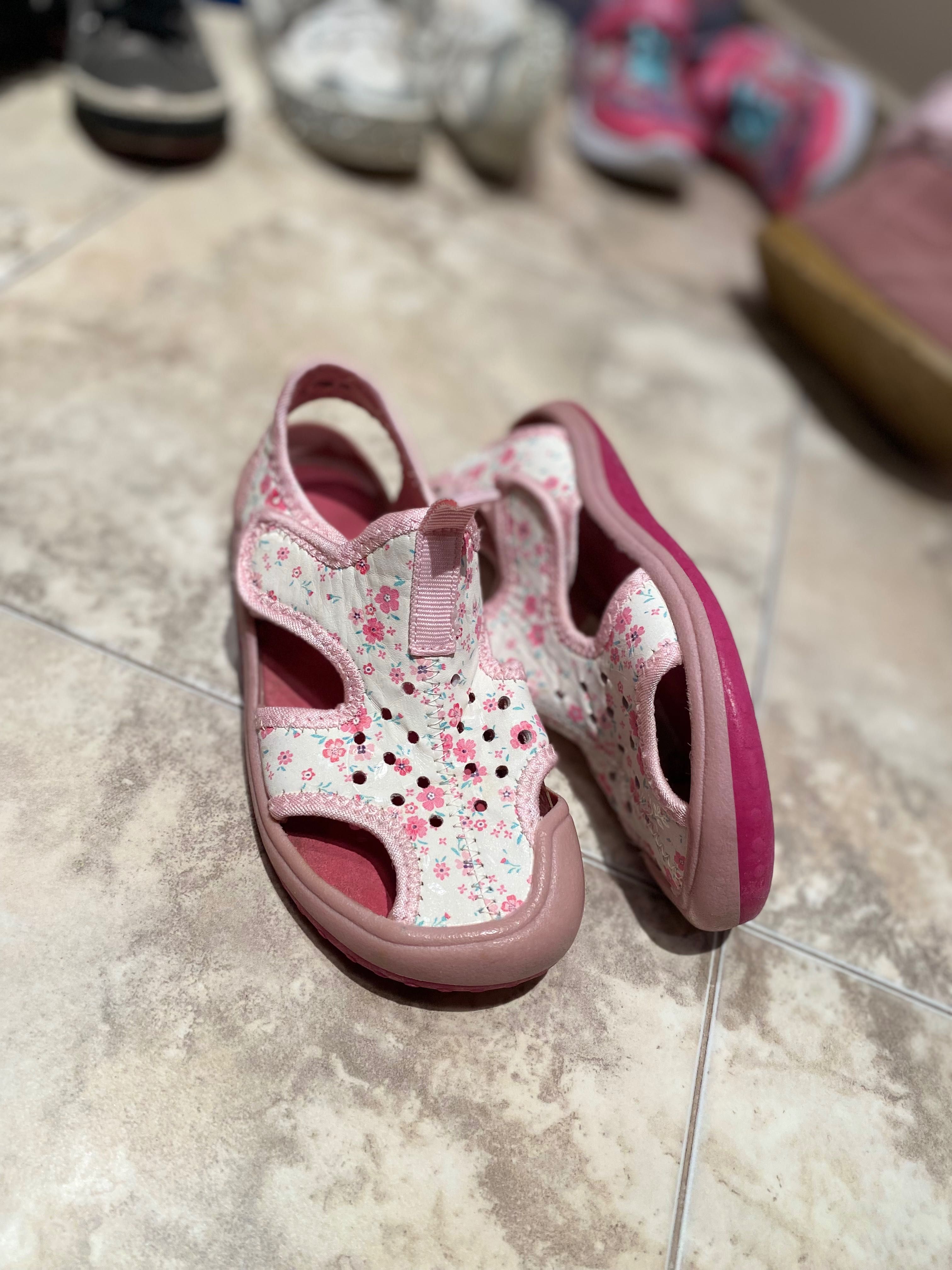 Детски обувки за момиче Mayoral Skechers H&M
