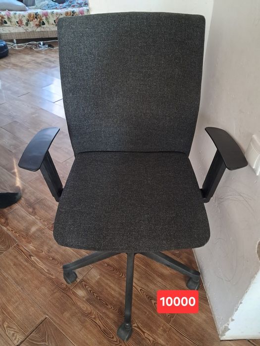 Офисная мебель б/у