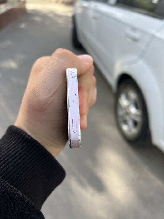 Iphone SE 2016 sotilad