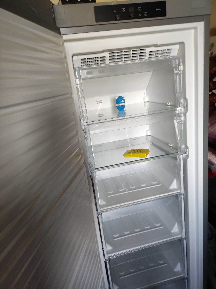 Congelator Ariston HOTPOINT 6 sertare
