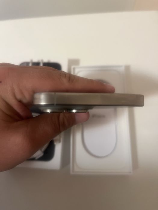 Iphone 16pro max 256GB 99% bat