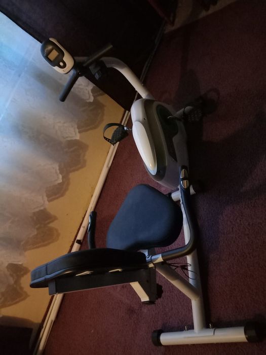 Bicicleta medicinala orizontala