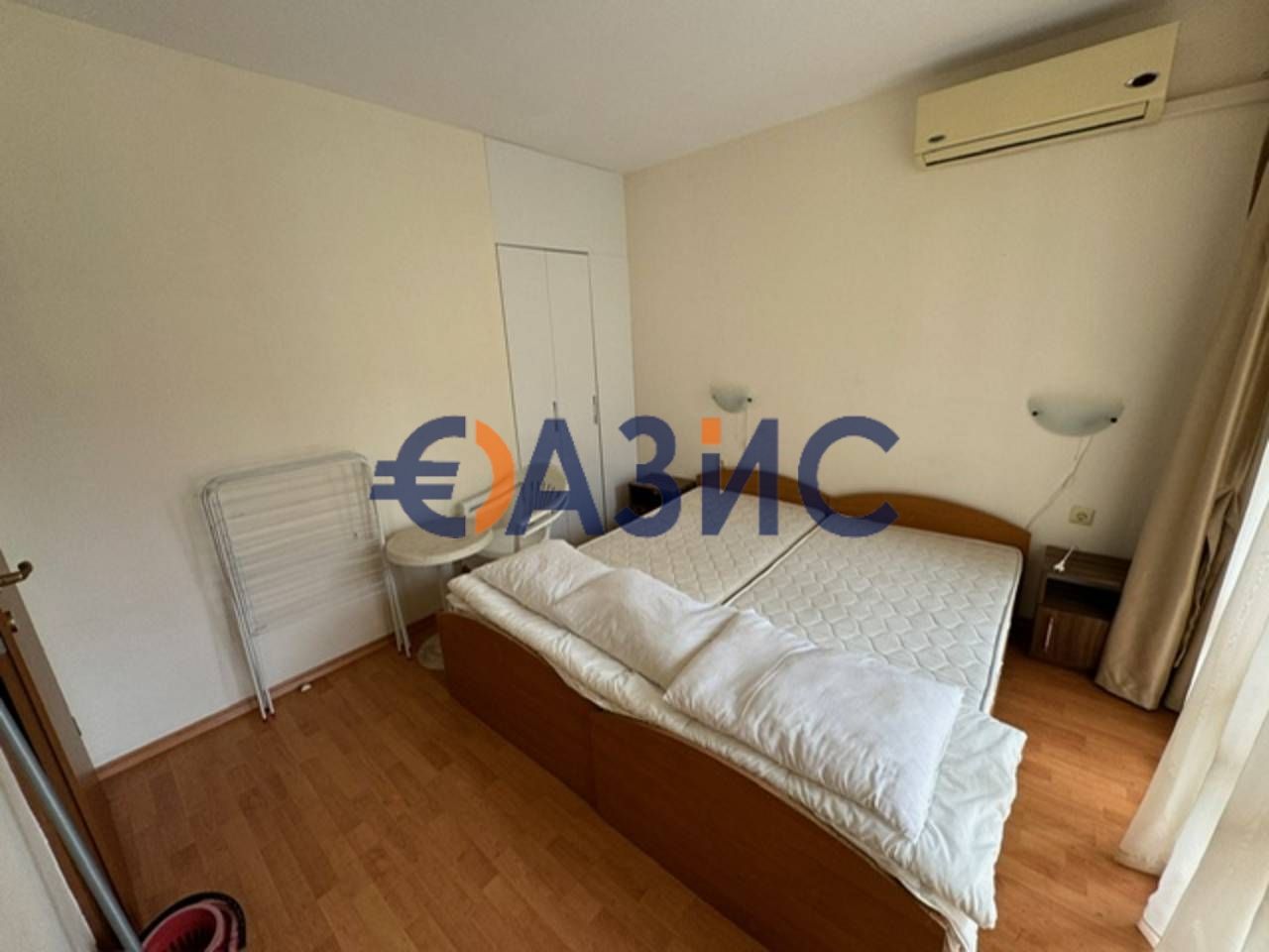 Продава се Тристаен апартамент в к.к. Слънчев бряг - 60 кв.м за 1117 €/кв.м - Снимка #4
