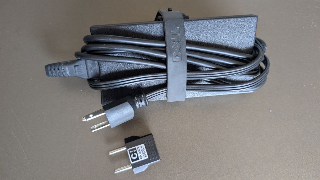 Адаптер,зарядно,AC/DC Adapter DELL