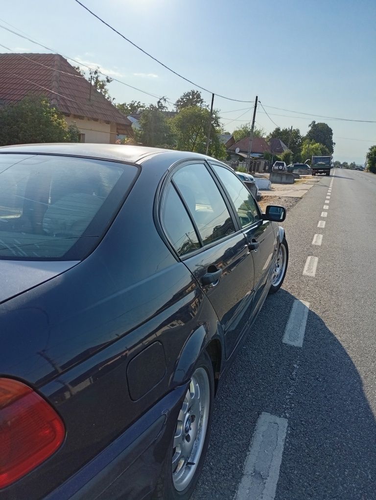 Vând BMW E46 320D PIESE