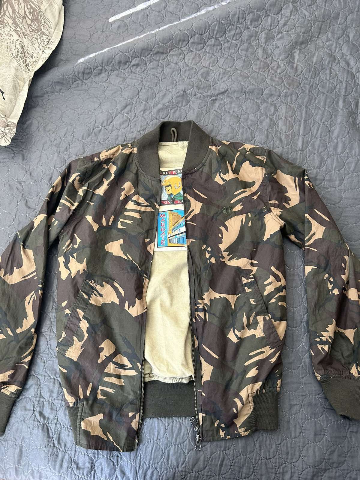 Камуфлажно Яке Fred Perry
