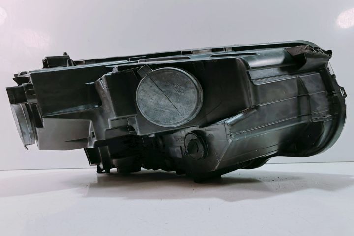 Far  Stanga cu defect 9816826980 / 90146193 Peugeot Partner a 2-a ge