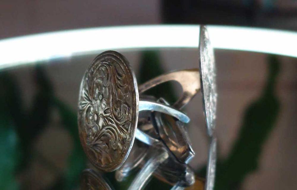 Butoni vintage din argint 800 – eleganță masculină cu patină de epocă