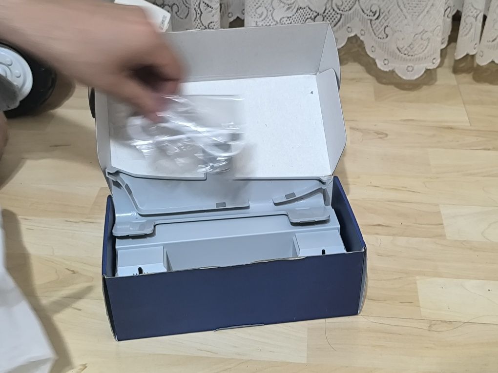 Playstation 5 -RGB  охладител със зарядна станция