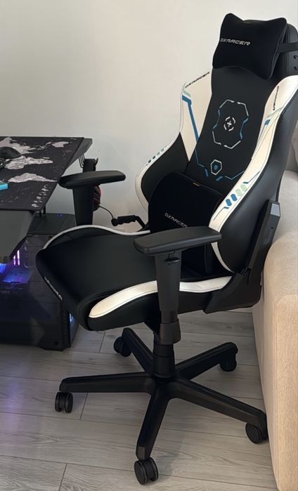 Игровое кресло DXRacer Hammer GC