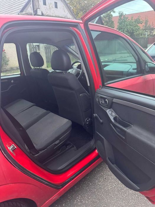 Vând Opel Meriva 1.7 CDTI
