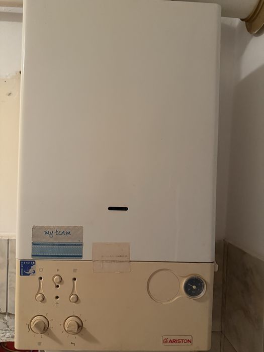 Centrala termica Ariston Microgenius