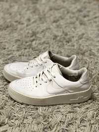 Adidasi Nike Air force 1