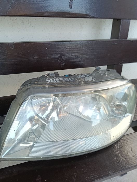 Vând faruri Vw Sharan 2005