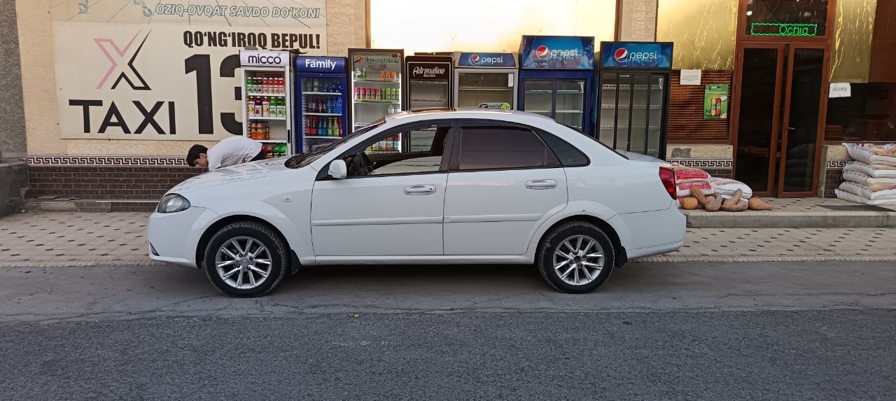 Chevrolet Lasetti 1.8 avtomat
